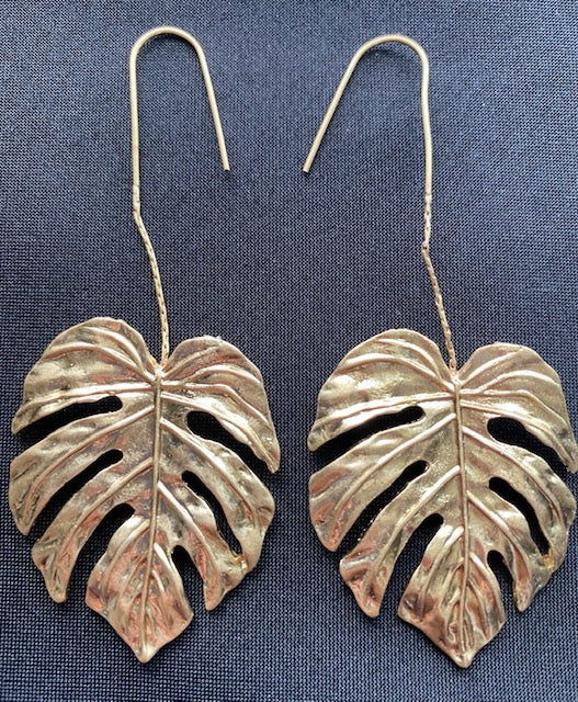 Gold Retro Leaf Drop Earrings