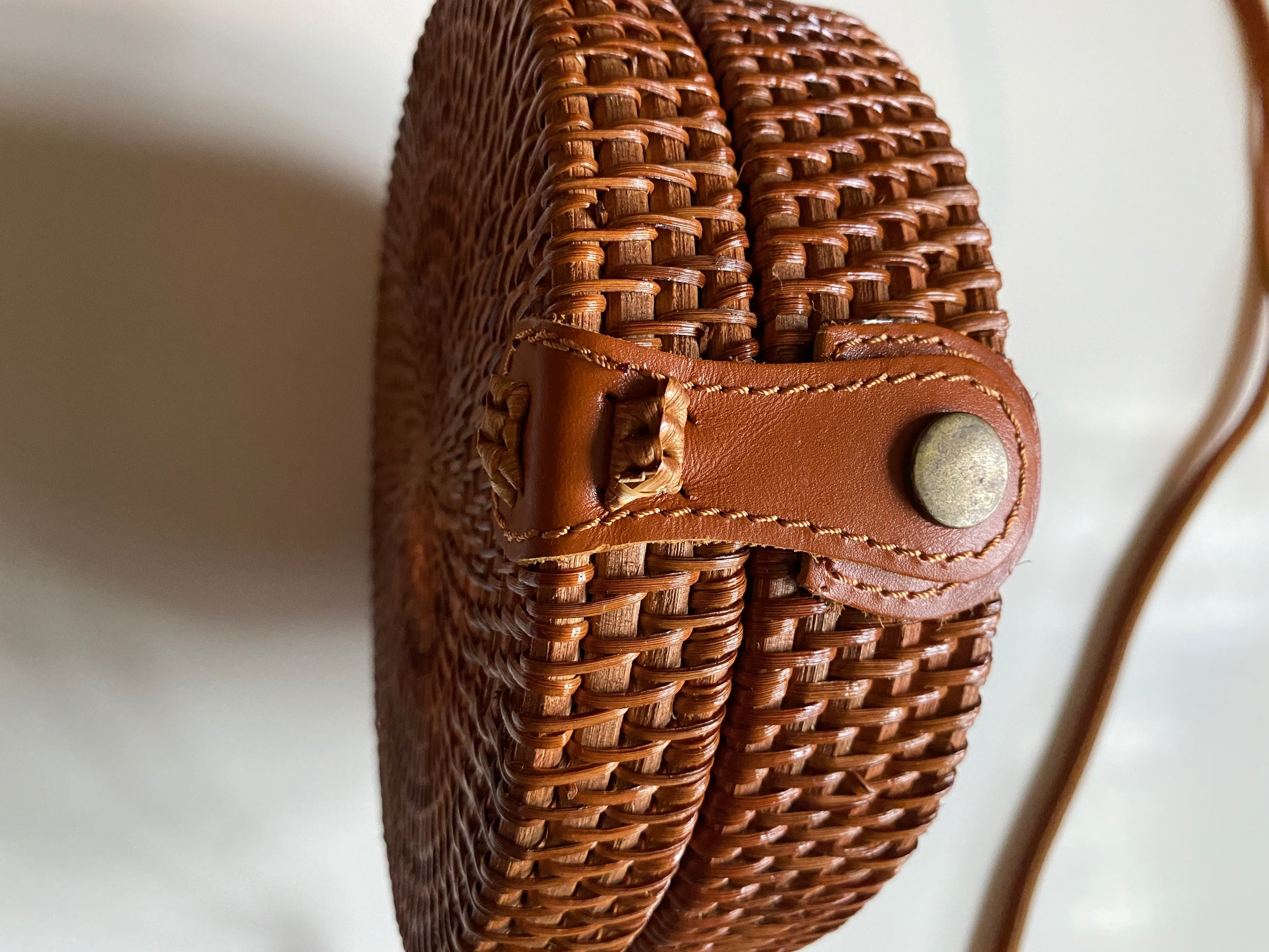 Amazon.com: Handwoven Round Rattan Bag Purse for Women, Tote Basket Circle  Boho Bag Bali : Clothing, Shoes & Jewelry